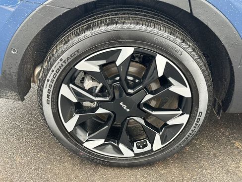 Used 2024 Kia Sorento SX image 17