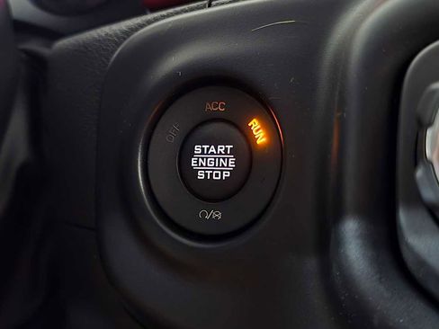 Used 2022 Jeep Gladiator Rubicon w/ LED Lighting Group AWD/4WD image 34