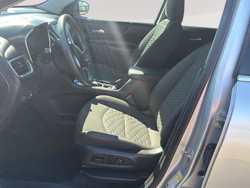 Used 2020 Chevrolet Equinox LT image 9