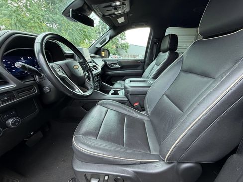 Used 2023 Chevrolet Tahoe Premier AWD/4WD image 28