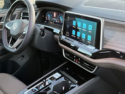 New 2026 Volkswagen Atlas SEL AWD/4WD image 6