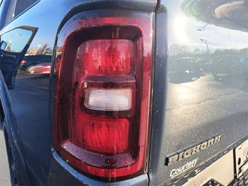 New 2026 RAM 1500 4x4 Crew Cab image 31