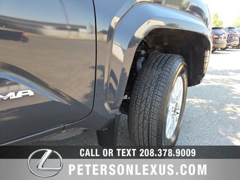 Used 2024 Toyota Tacoma SR5 AWD/4WD image 11