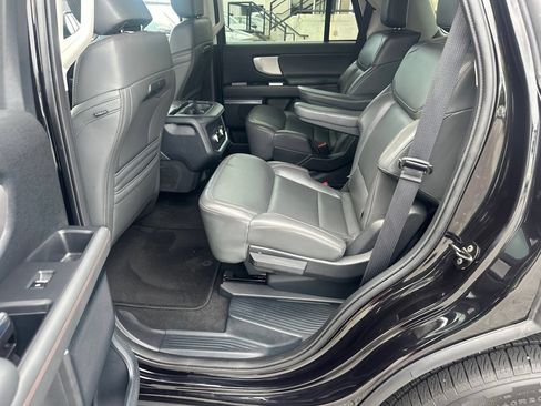 Certified 2025 Ford Expedition Active RWD image 23