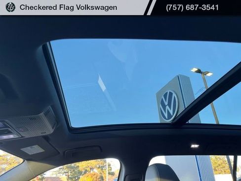 New 2026 Volkswagen Tiguan SE R-Line AWD/4WD image 19