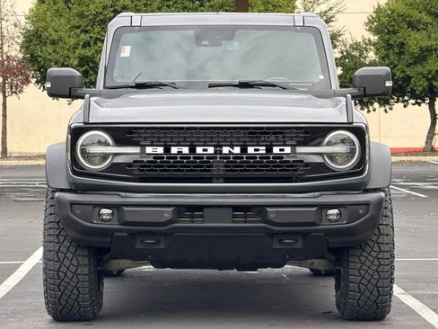 Used 2022 Ford Bronco Wildtrak image 10