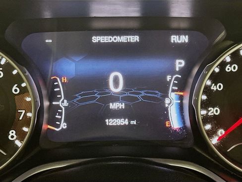 Used 2018 Jeep Compass Limited w/ Navigation Group image 15