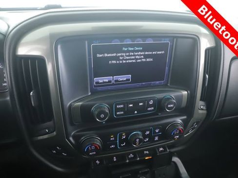 Used 2017 Chevrolet Silverado 1500 High Country image 24