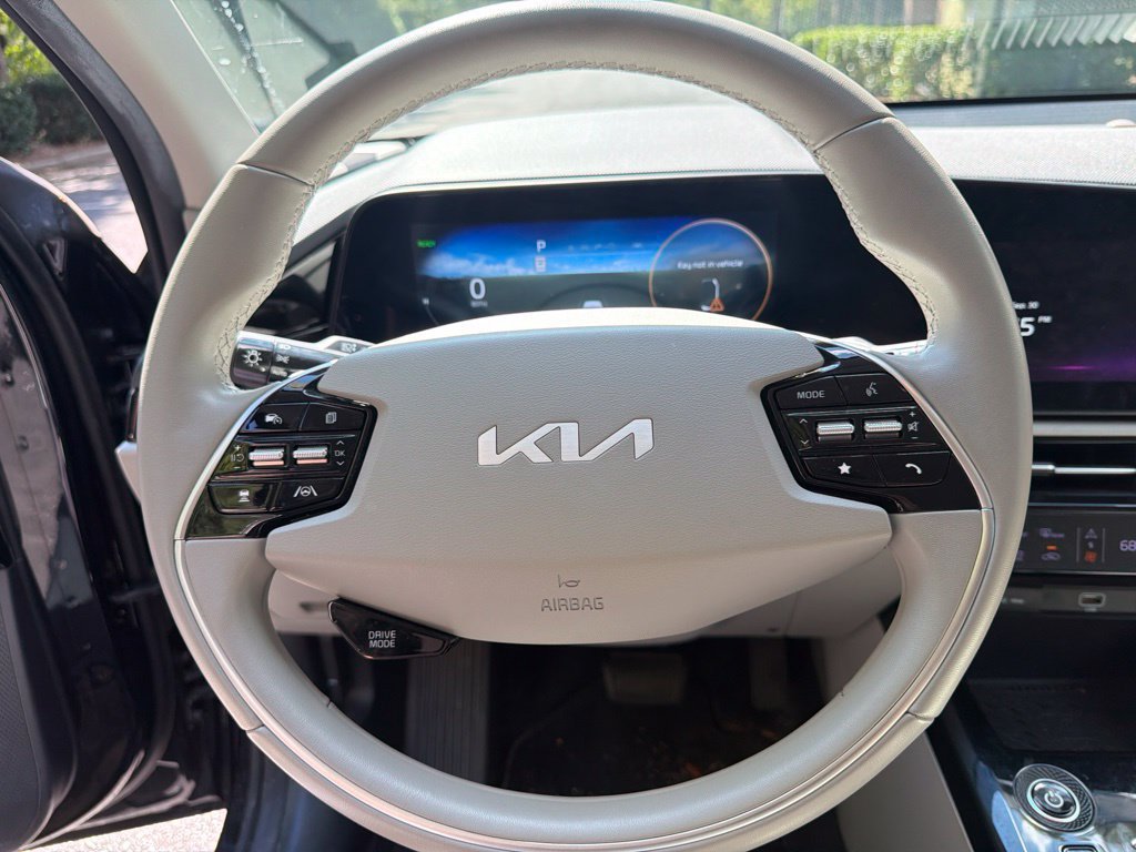 Used 2023 Kia Niro Wind FWD image 8