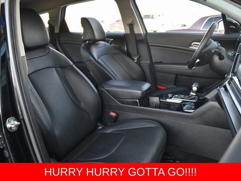 Used 2024 Kia Sportage EX image 24