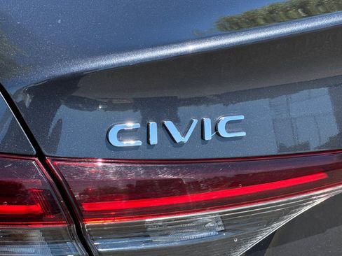 Used 2025 Honda Civic LX image 28