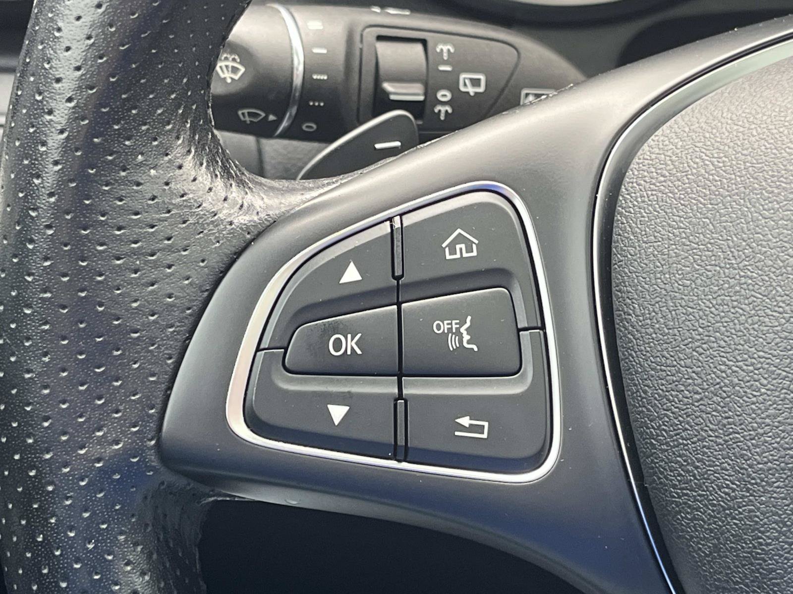 Certified 2019 Mercedes-Benz GLC 300 image 40
