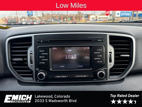 Used 2018 Kia Sportage LX image 18