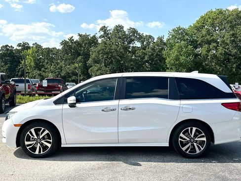 Used 2024 Honda Odyssey Touring image 12