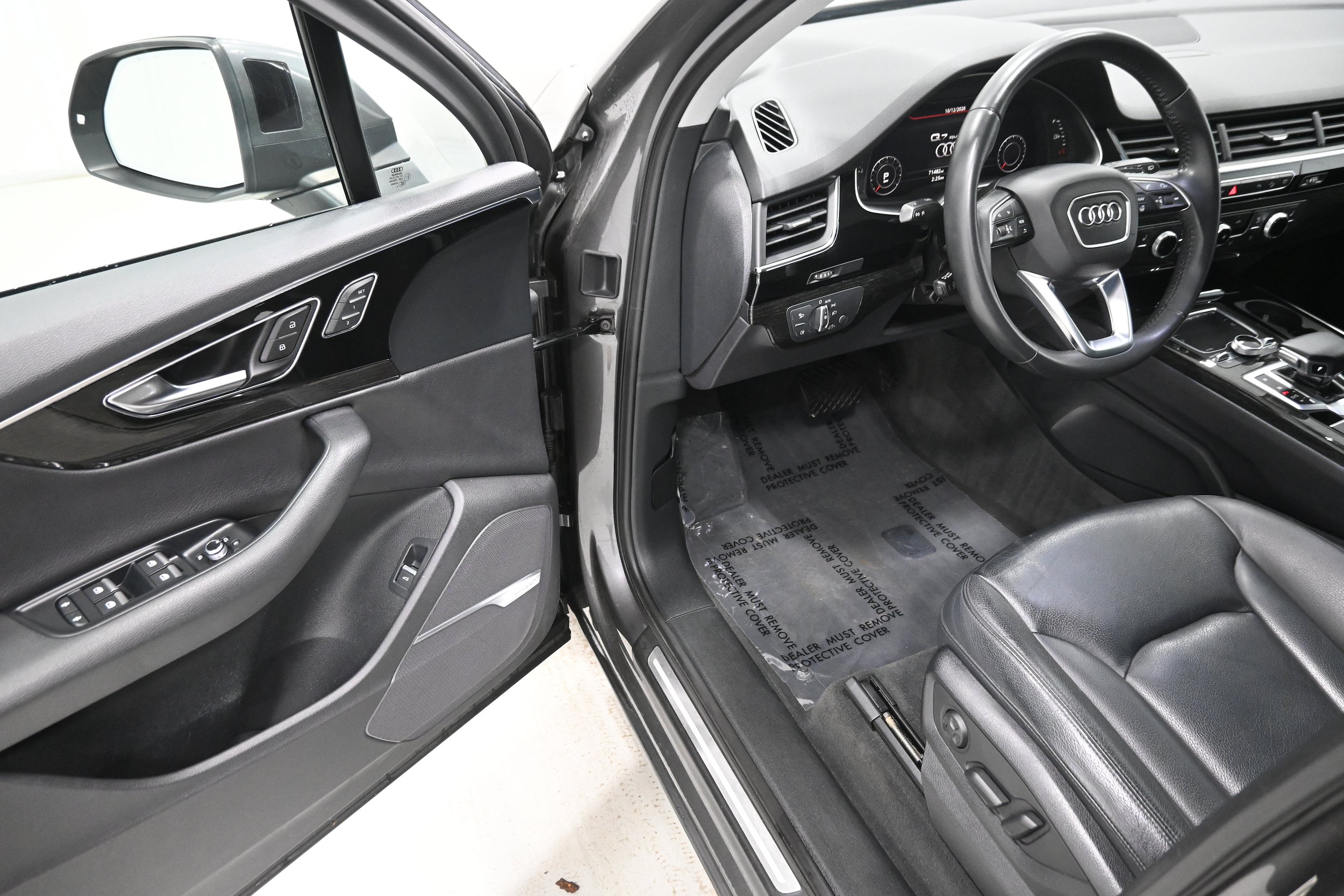 Used 2019 Audi Q7 3.0T Premium Plus w/ Premium Plus Package AWD/4WD image 3