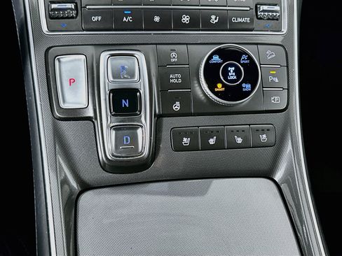 Used 2023 Hyundai Santa Fe Calligraphy AWD/4WD image 25