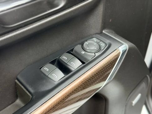 Used 2019 Chevrolet Silverado 1500 RST w/ All-Star Edition AWD/4WD image 21
