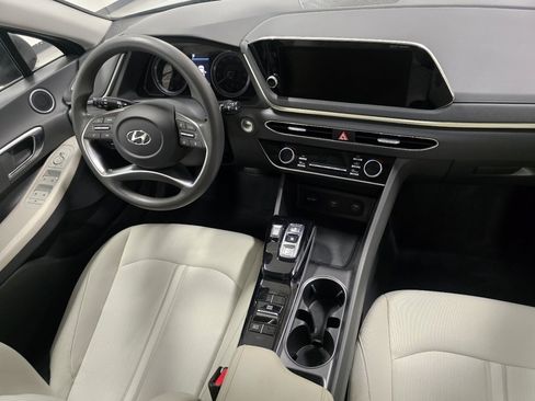 Used 2023 Hyundai Sonata SEL w/ Preferred Accessory Package FWD image 19