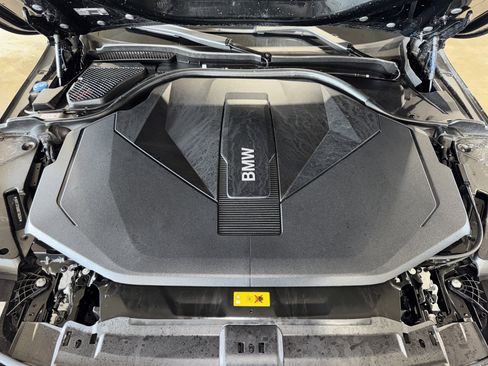 Certified 2024 BMW i5 eDrive40i w/ M Sport Package image 34