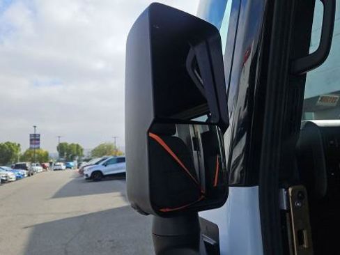 New 2025 Chevrolet Brightdrop 600 FWD image 20