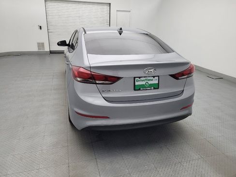 Used 2017 Hyundai Elantra SE FWD image 6