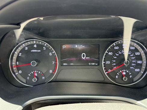 Used 2022 Kia Forte LXS FWD image 16