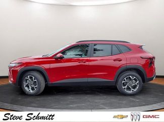 New 2026 Chevrolet Trax LT w/ Driver Confidence Package FWD video 2