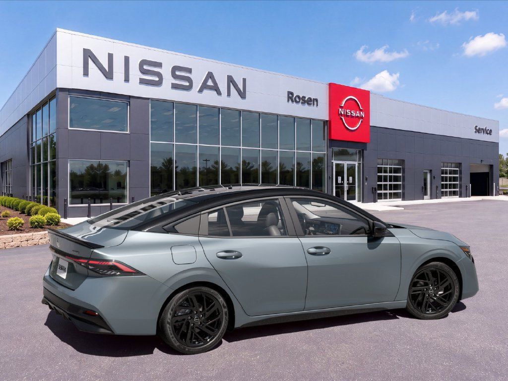 New 2027 Nissan Sentra SR FWD image 17