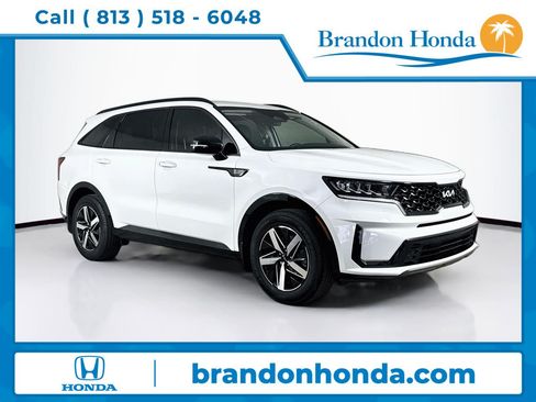Used 2023 Kia Sorento S FWD image 1