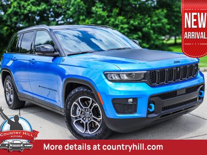 Used 2022 Jeep Grand Cherokee Trailhawk w/ Advanced Protech Group II