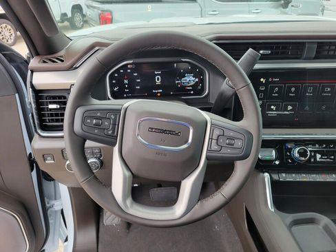 New 2026 GMC Sierra 3500 Denali w/ Denali Reserve Package image 16