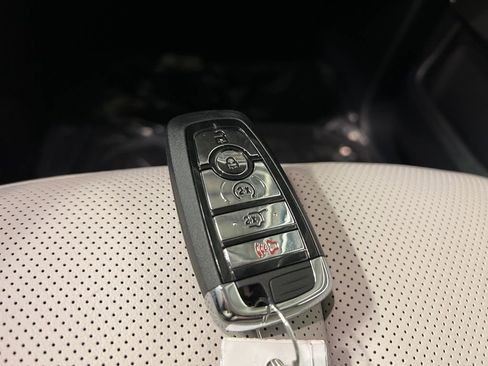 New 2026 Lincoln Aviator AWD image 42