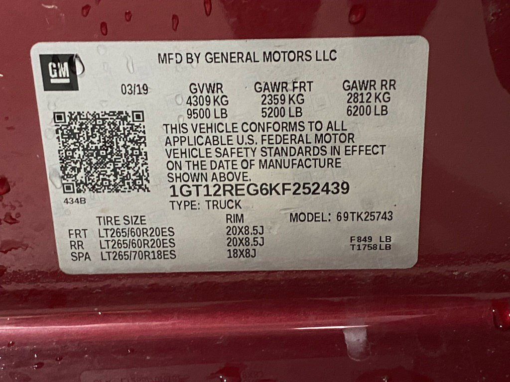 Used 2019 GMC Sierra 2500 SLT w/ LPO, Protection Package AWD/4WD image 17