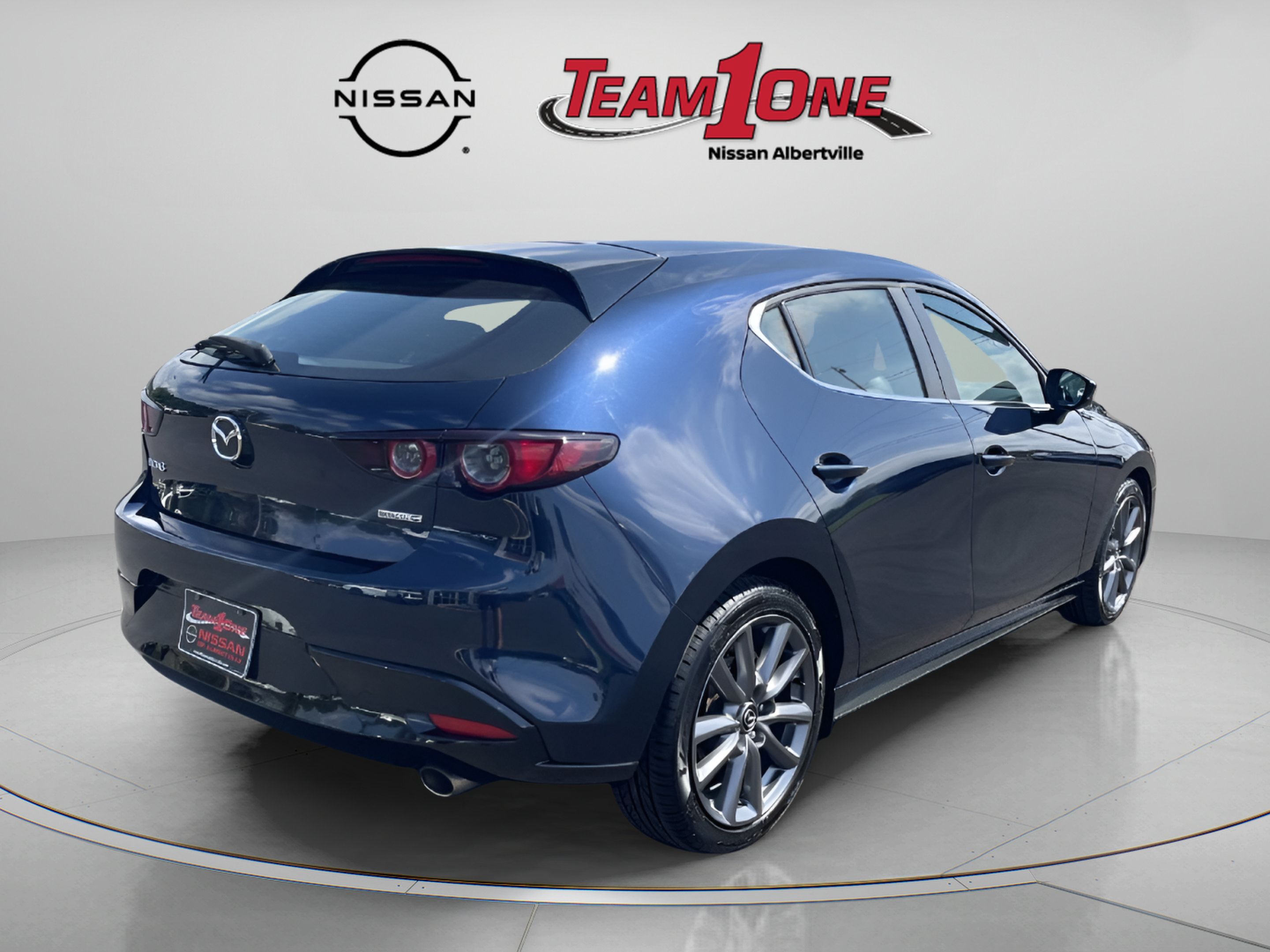 Used 2021 MAZDA MAZDA3 s FWD image 8