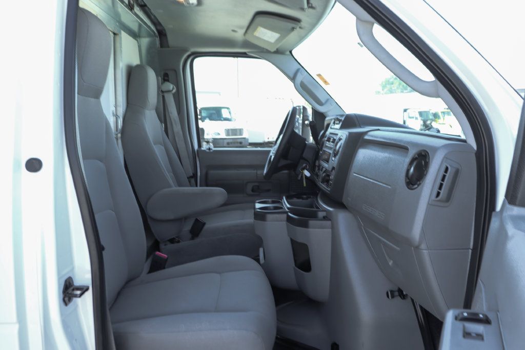 Used 2024 Ford E-450 and Econoline 450 Super Duty w/ Power Windows & Locks Group RWD image 32