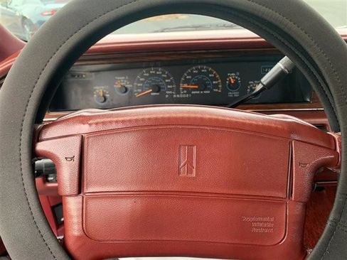 Used 1992 Oldsmobile Custom Cruiser image 17