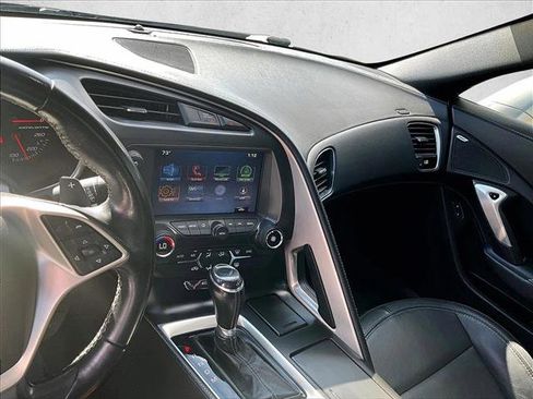 Used 2017 Chevrolet Corvette 1LT image 8