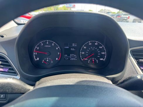 Used 2018 Hyundai Accent SE FWD image 13