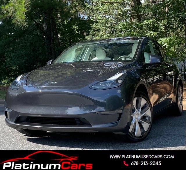 Used 2024 Tesla Model Y Long Range RWD image 1