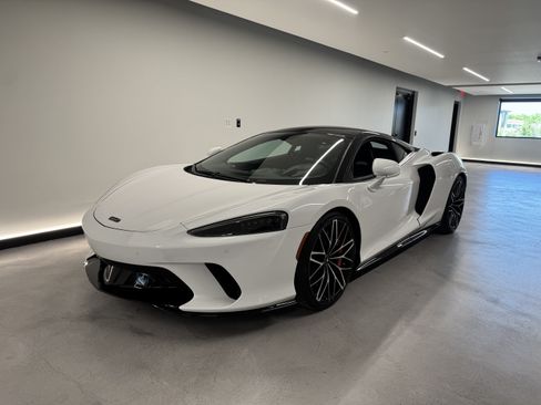 Used 2023 McLaren GT RWD image 7