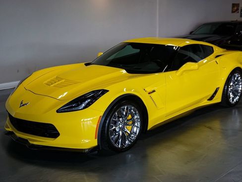 Used 2017 Chevrolet Corvette Z06 RWD image 5