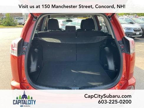 Used 2016 Toyota RAV4 LE AWD/4WD image 7