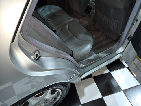 Used 1999 Mercedes-Benz S 500 Sedan image 93