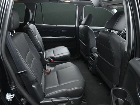 Used 2022 Honda Pilot Elite image 19