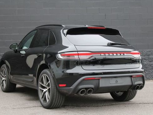 Used 2026 Porsche Macan AWD/4WD image 3