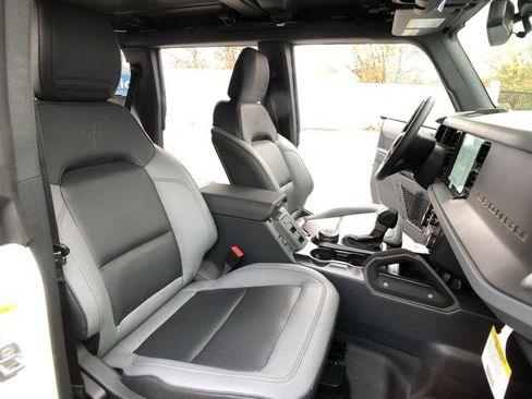 New 2024 Ford Bronco Big Bend AWD/4WD image 26