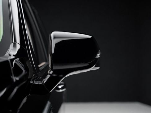 Used 2023 GMC Yukon XL Denali image 14