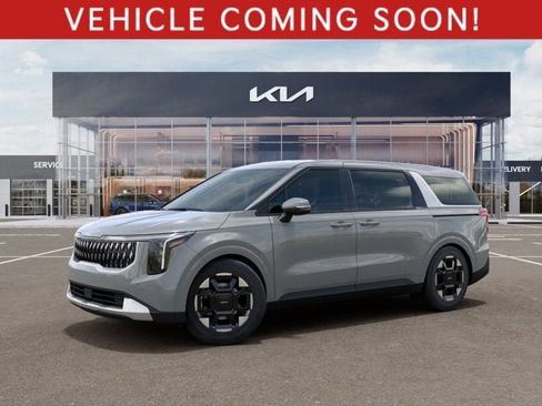 New 2026 Kia Carnival EX FWD image 3