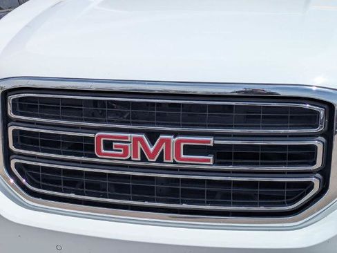 Used 2019 GMC Yukon XL SLT AWD/4WD image 7