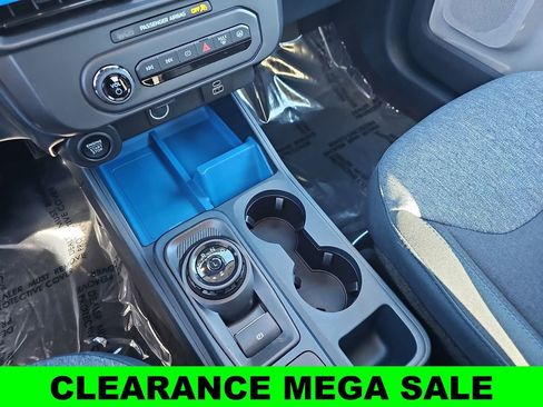 New 2025 Ford Maverick XLT image 23